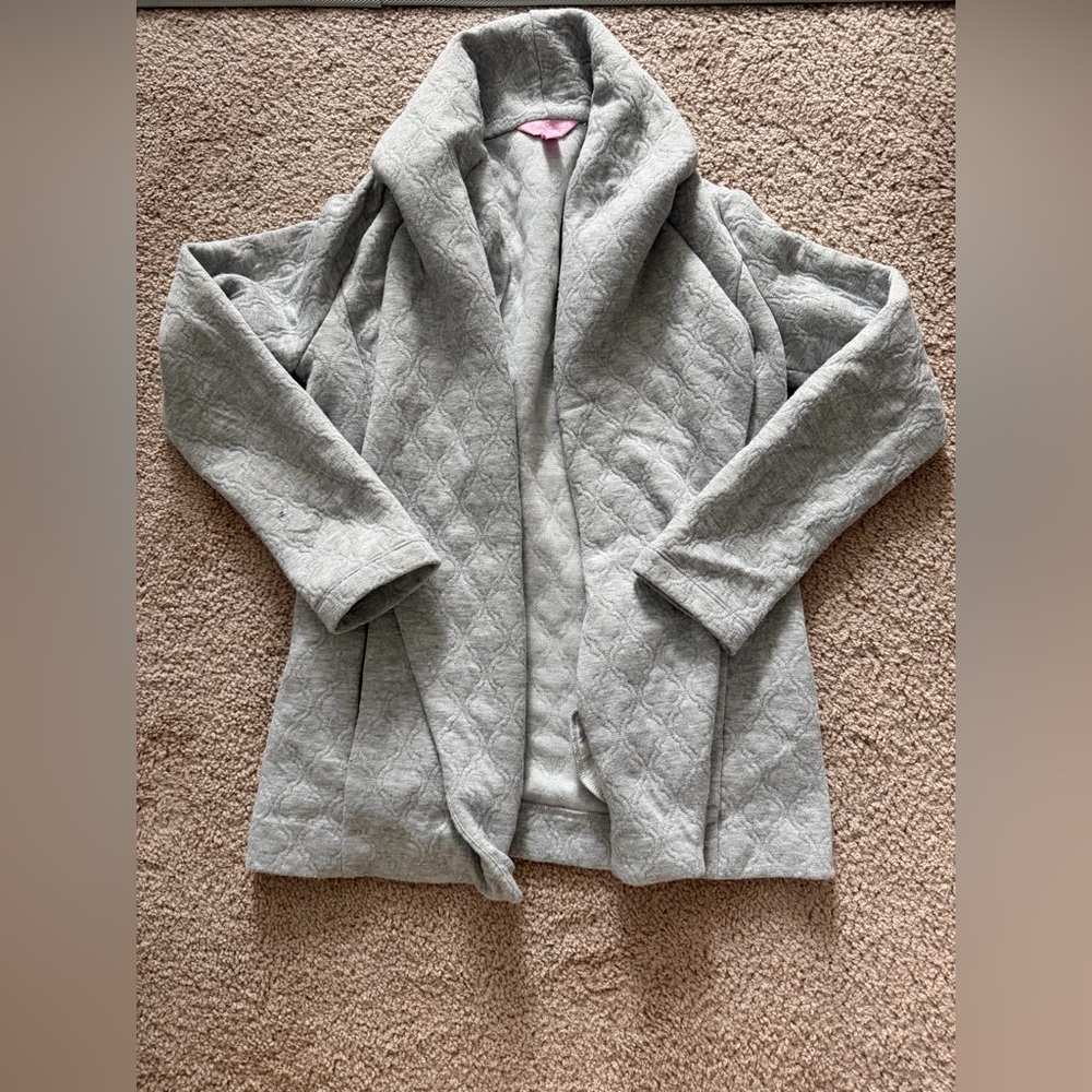Lilly Pulitzer Size Small Gray open face cowl cardigan